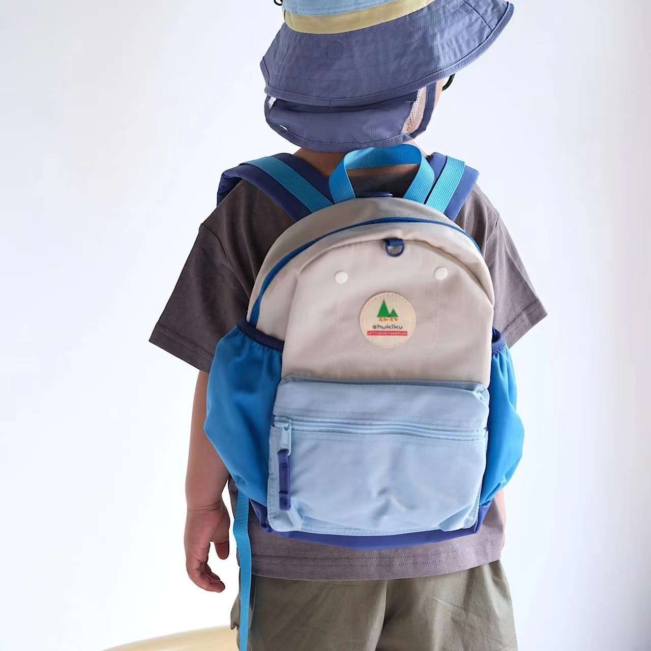 子どもリュック 小さな冒険家のお出かけリュック