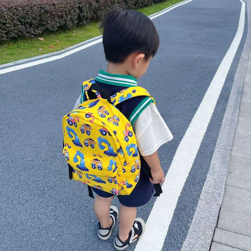 子どもリュック　かわいい働く車キッズリュック