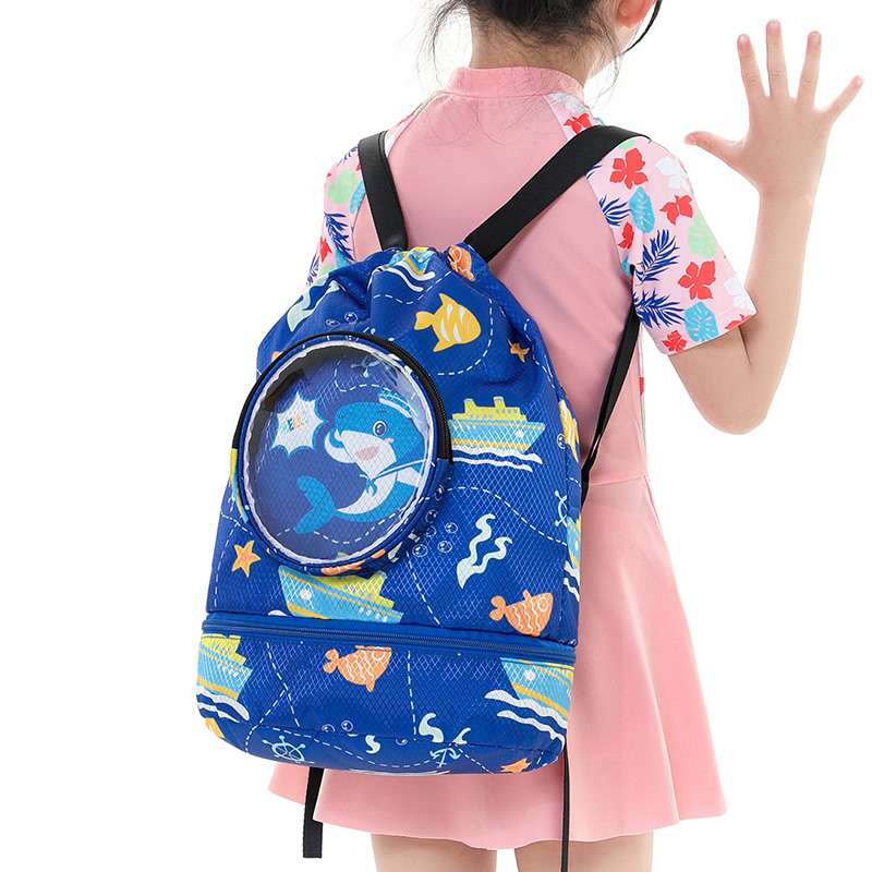 子どもリュック　うさぎさんと旅するキッズリュック
