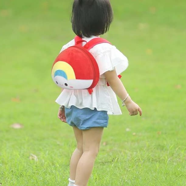 子どもリュック　にこにこ虹雲デザインのキッズリュック