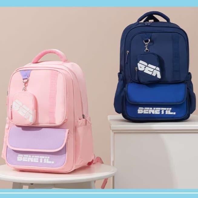 子どもリュック　多機能ポケット付きキッズリュック