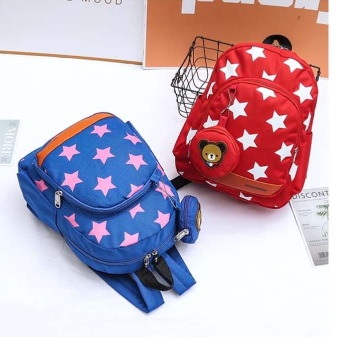 子どもリュック　普段使いにおすすめ　かわいいお星さまデザインリュック