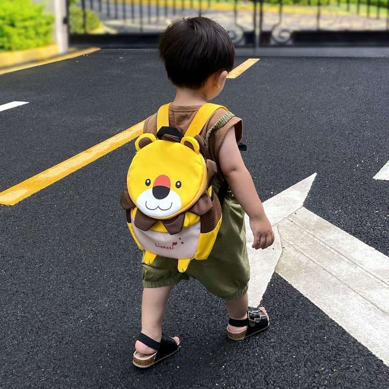 子どもリュック　普段使い用かわいいライオンキッズリュック