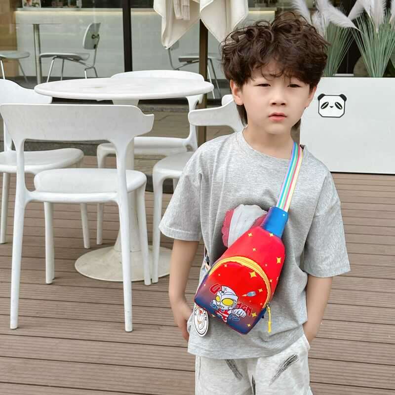 子どもリュック 宇宙飛行士キッズスリングバッグ