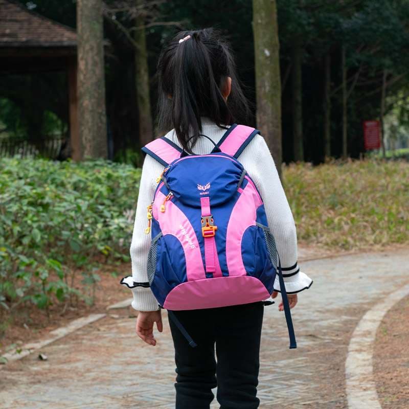 子どもリュック 子ども用15リットルアウトドアリュック