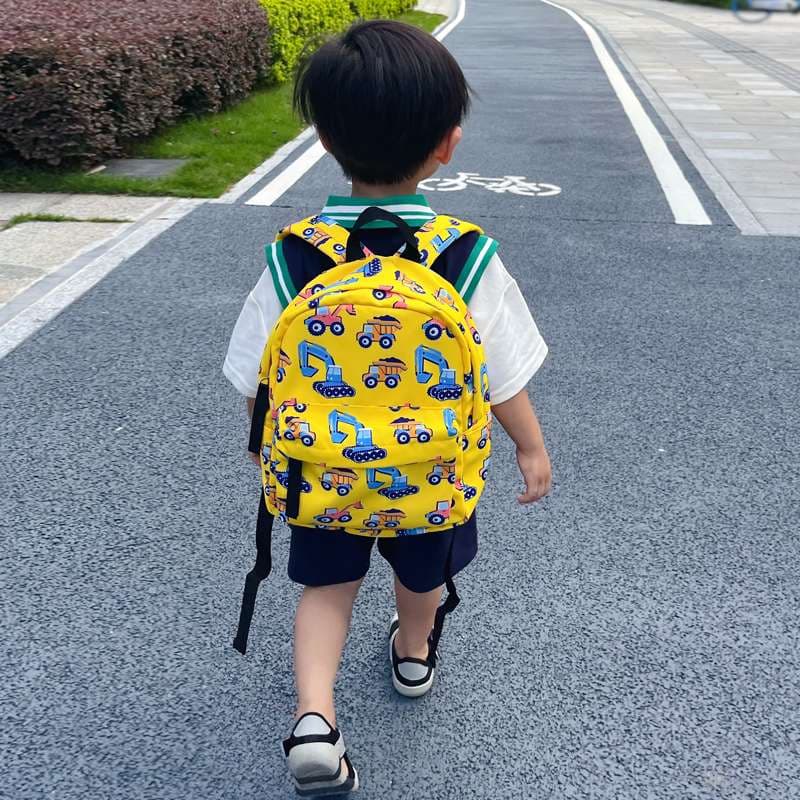 子どもリュック　かわいい働く車キッズリュック