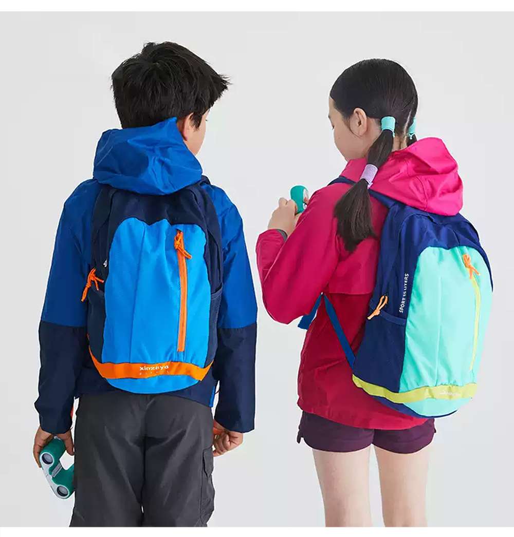 子どもリュック　15L子ども用軽量撥水加工アウトドアリュック
