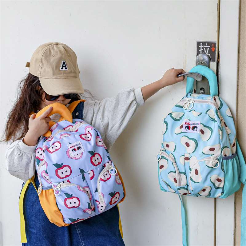 いちごモチーフ子どもリュック