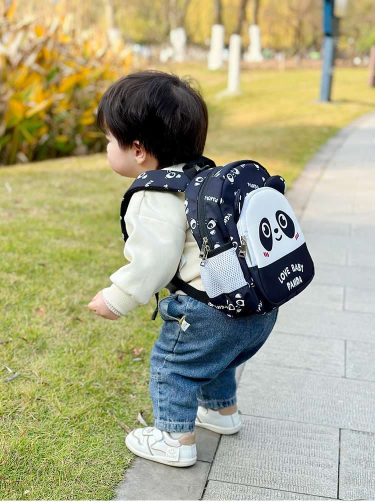 子どもリュック アウトドアにおすすめかわいいパンダの撥水キッズリュック
