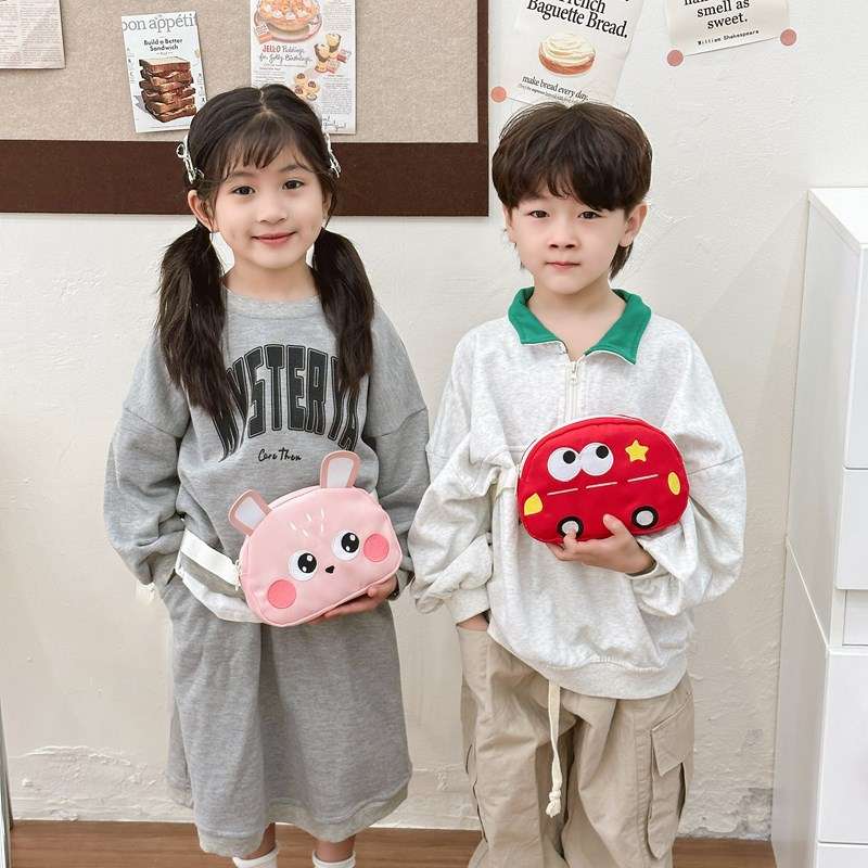 子どもリュック　 かわいい動物キャラクター子供用リュック