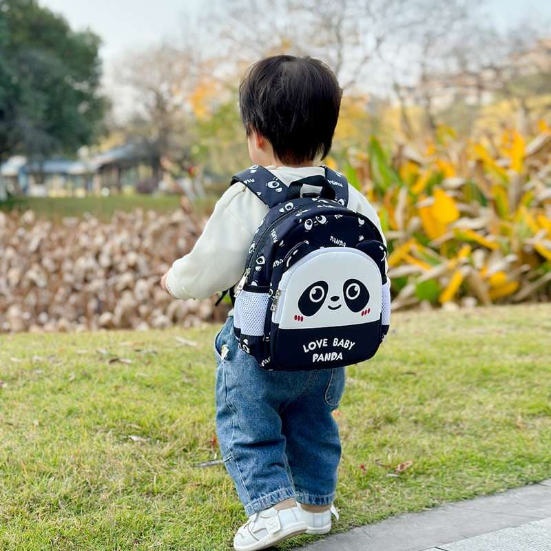 子どもリュック アウトドアにおすすめかわいいパンダの撥水キッズリュック