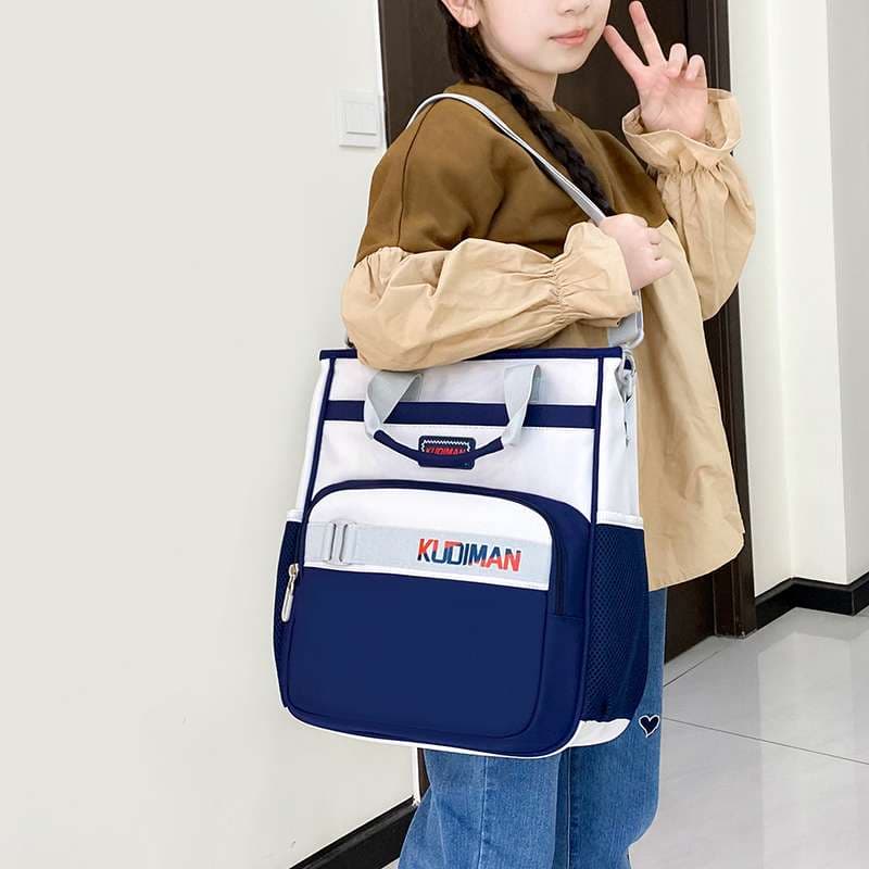 子どもリュック　 キッズ用多機能ショルダーバッグ