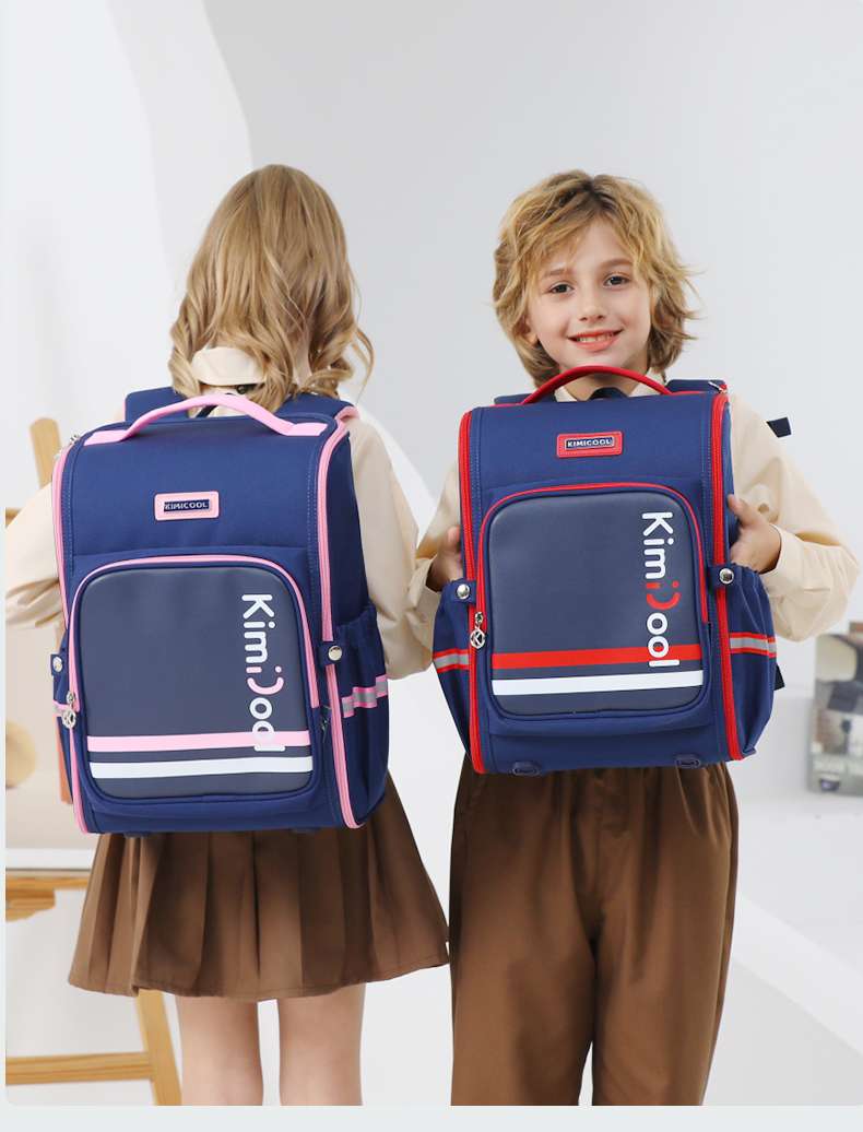 子どもリュック　軽量キッズリュック 背負いやすさ抜群