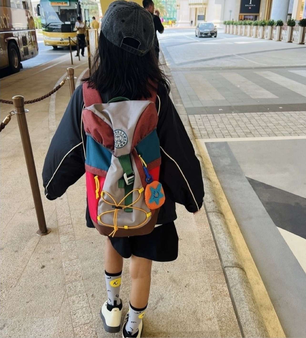 子どもリュック 子ども用大きめアウトドアリュックサック