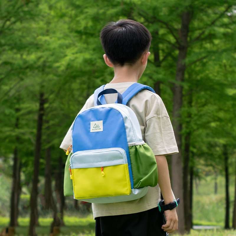 子どもリュック 軽量キッズ冒険リュック
