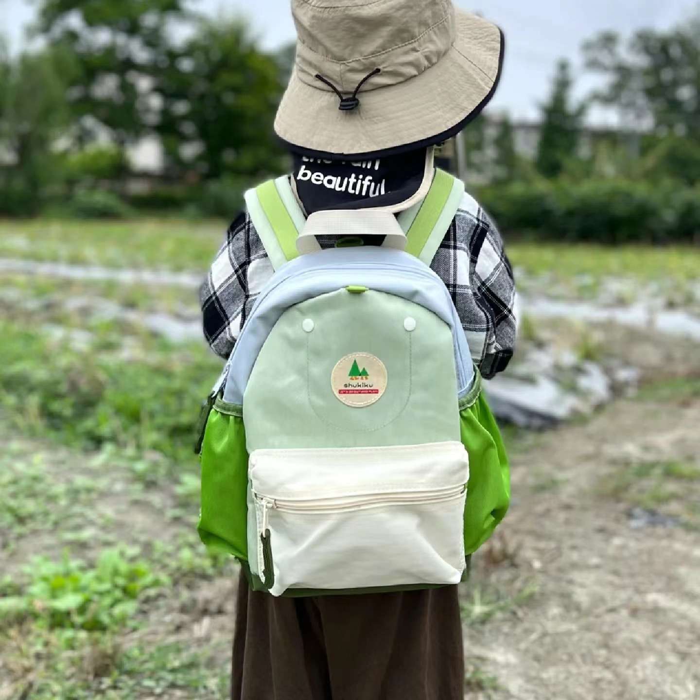 子どもリュック 小さな冒険家のお出かけリュック