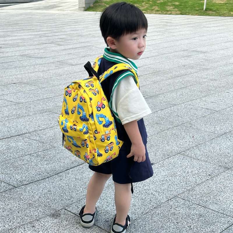 子どもリュック　かわいい働く車キッズリュック