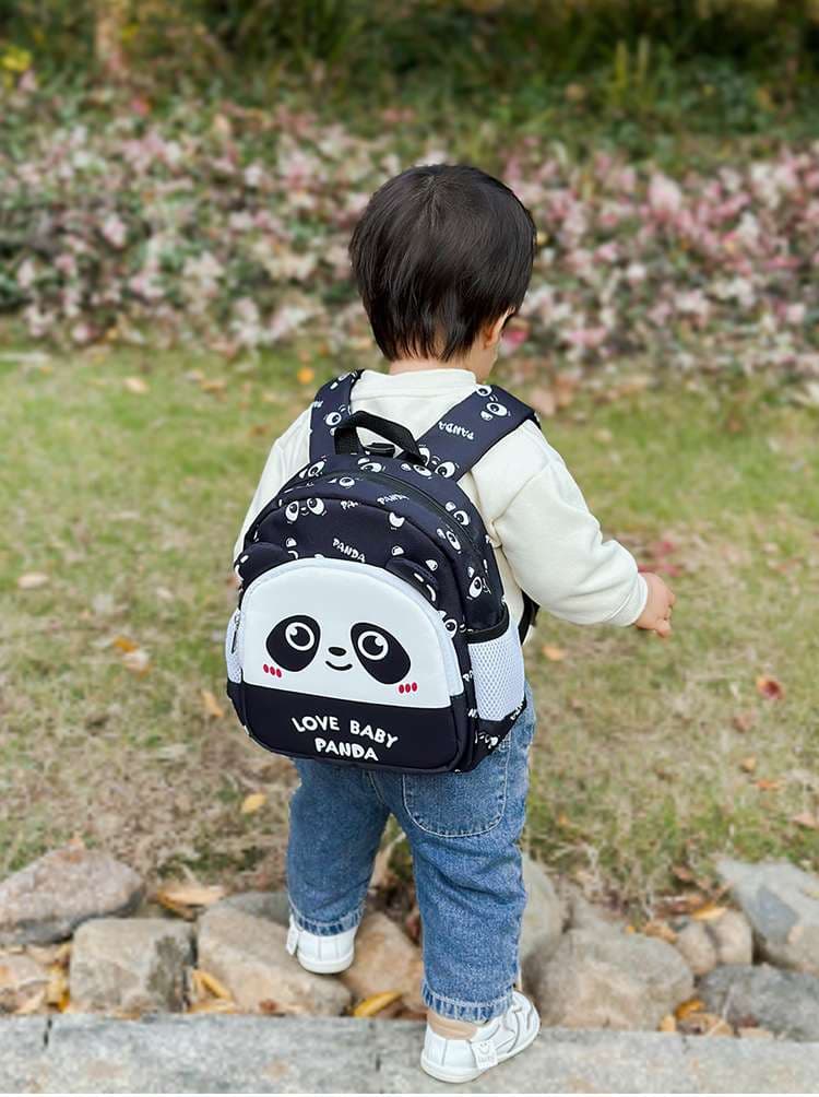 子どもリュック アウトドアにおすすめかわいいパンダの撥水キッズリュック