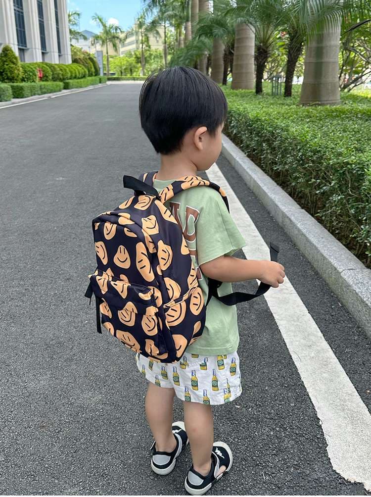 子どもリュック　にこにこワッペン付き通園・通学キッズリュック